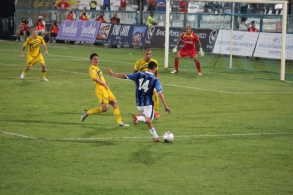 32-lucarelli-al-cross